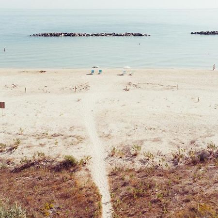 B&B Il Mare In Una Stanza Ortona Buitenkant foto