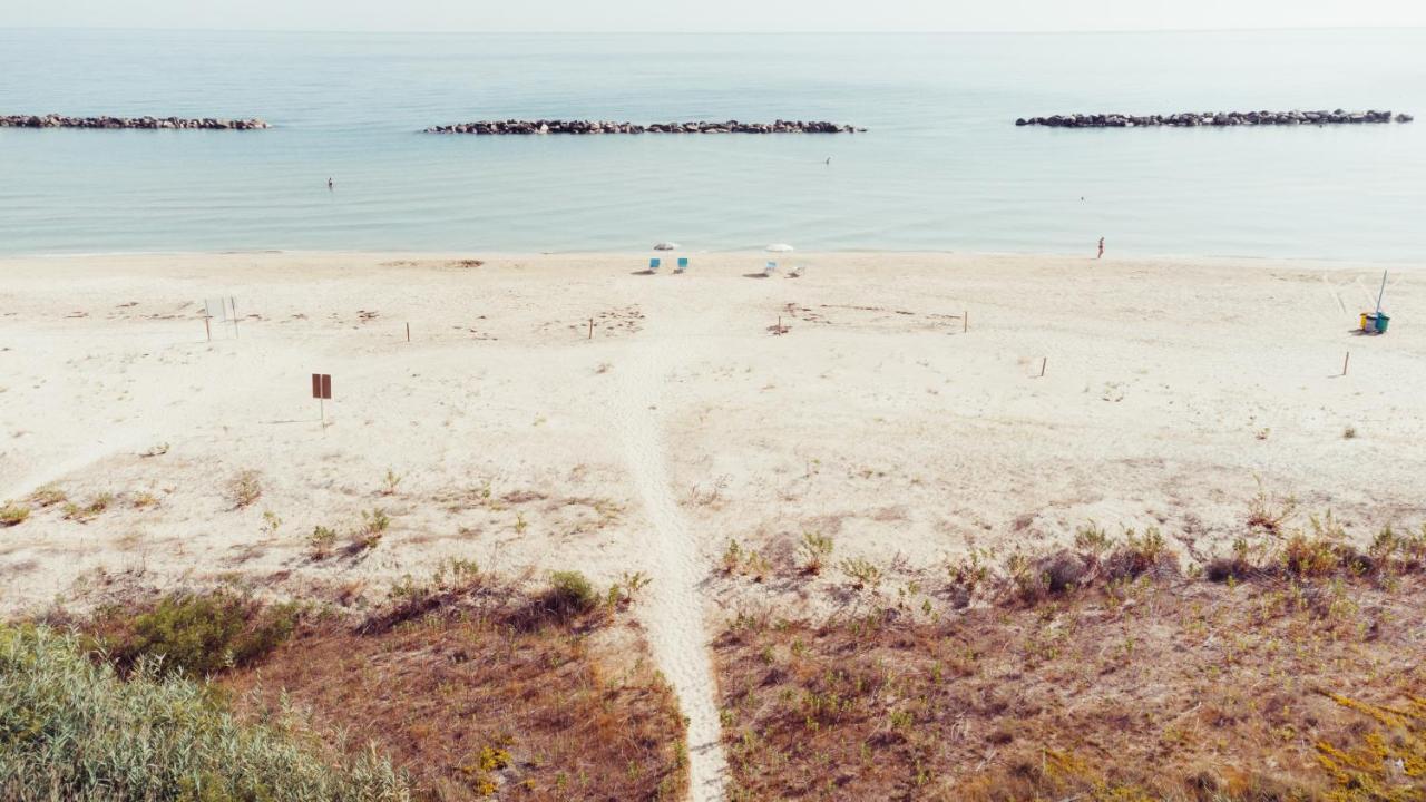 B&B Il Mare In Una Stanza Ortona Buitenkant foto
