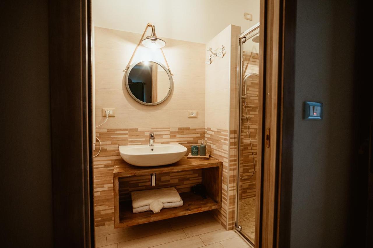 B&B Il Mare In Una Stanza Ortona Buitenkant foto